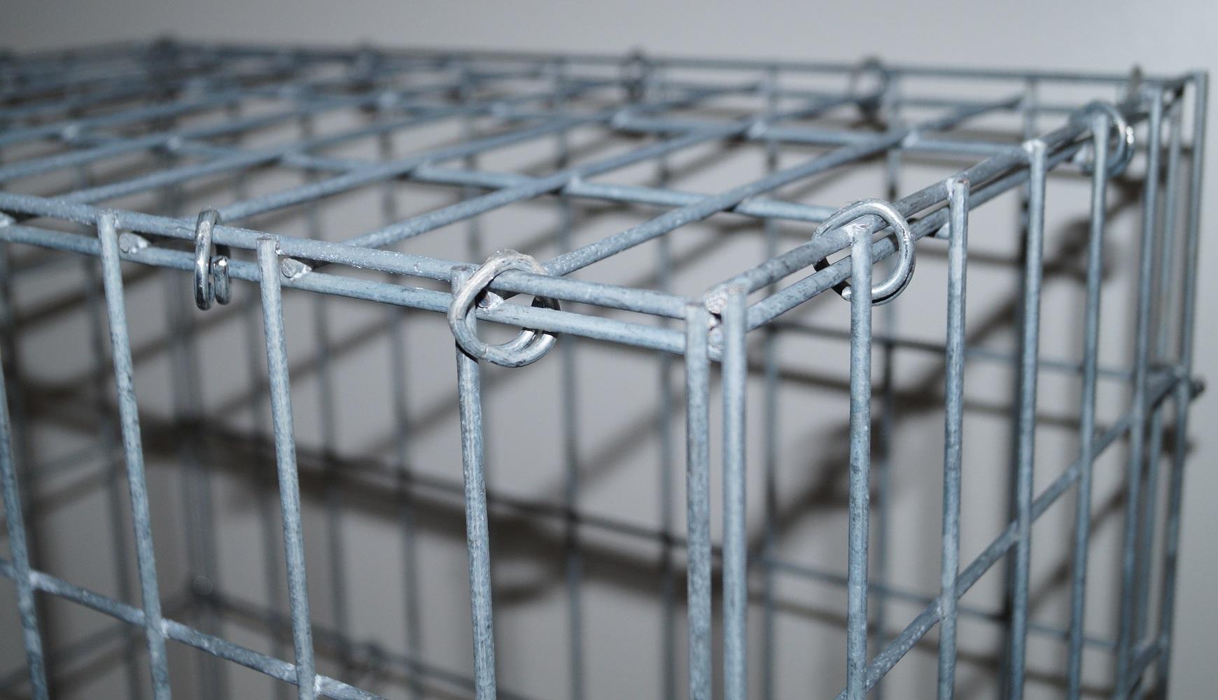 Typ 3 påbyggnadsgabion 100 cm x 90 cm x 50 cm (L x H x D), maskstorlek 10 cm x 10 cm, C-ring