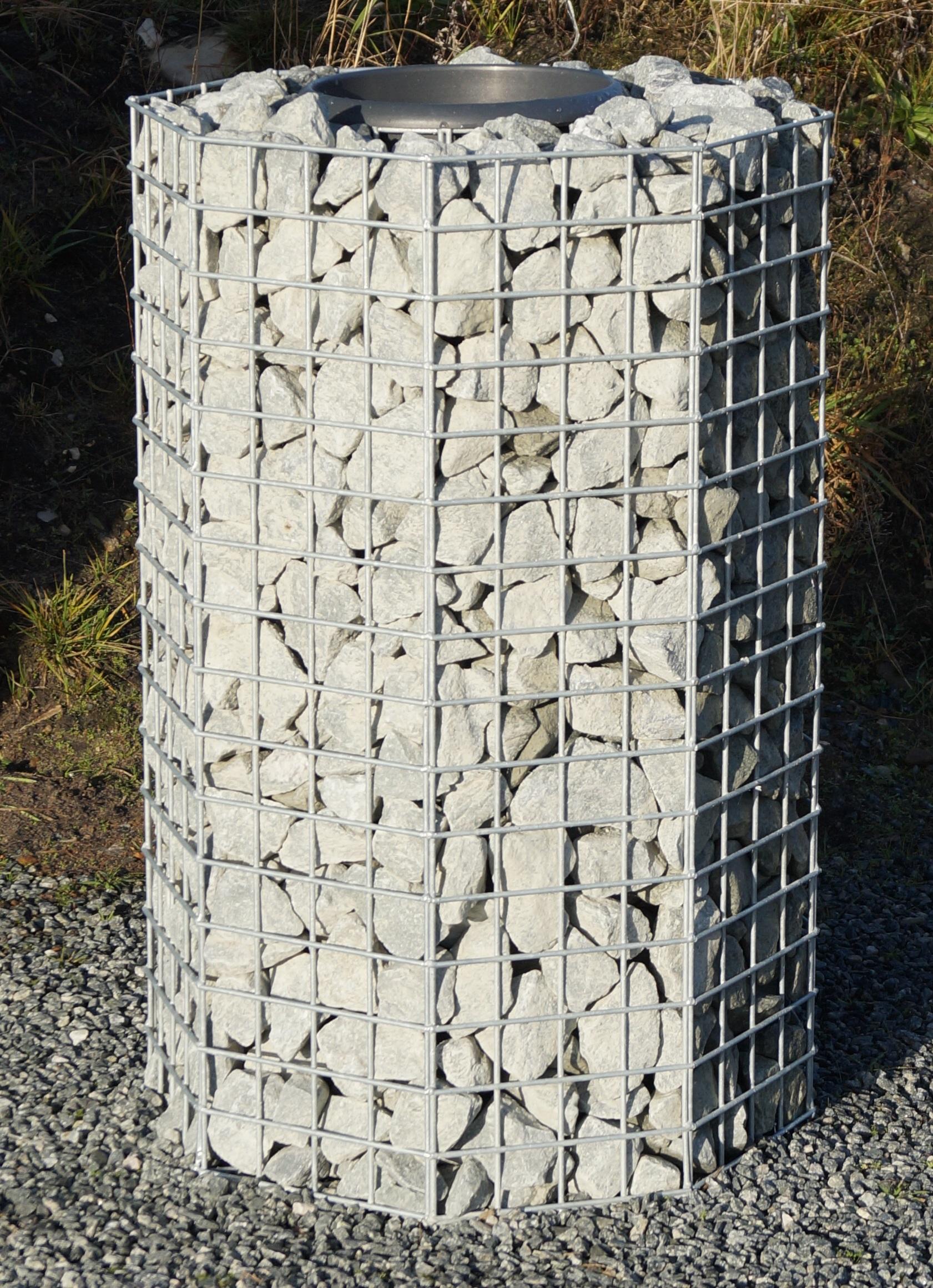 Colonne de fleurs octogonale, hauteur 82 cm, MW 5 x 5 cm, galvanisée à chaud avec pot