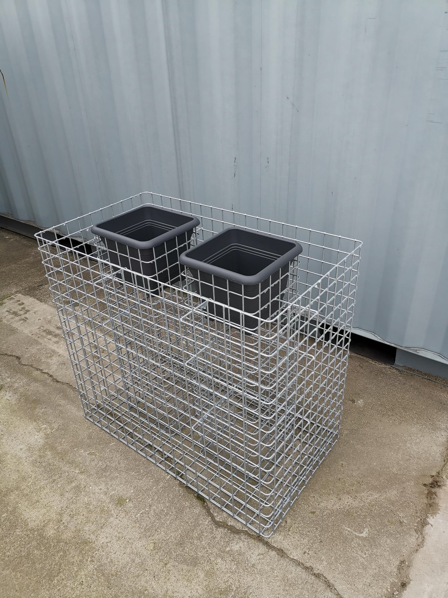 Columna de flores 2, altura 82 cm base 92 x 52 cm MW 5 x 5 cm, galvanizada en caliente incl. maceta